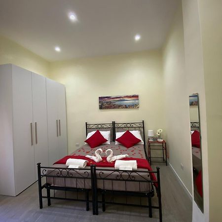 La Casa Al Centro " Vicino Al Centro Storico Di Napoli" Apartment Екстериор снимка