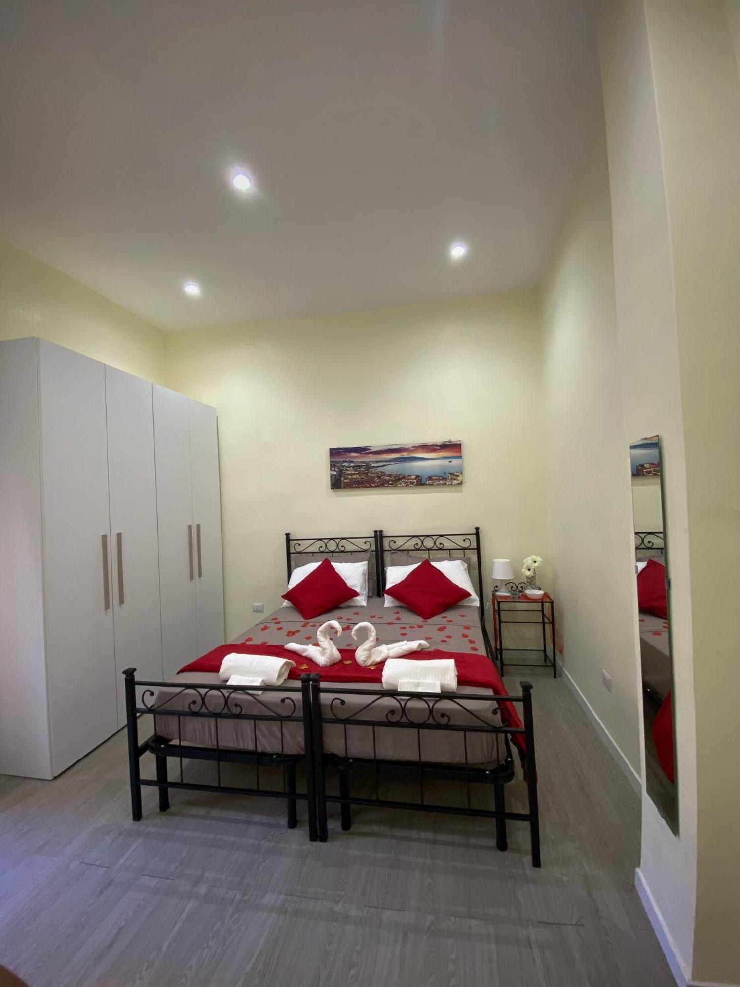 La Casa Al Centro " Vicino Al Centro Storico Di Napoli" Apartment Екстериор снимка