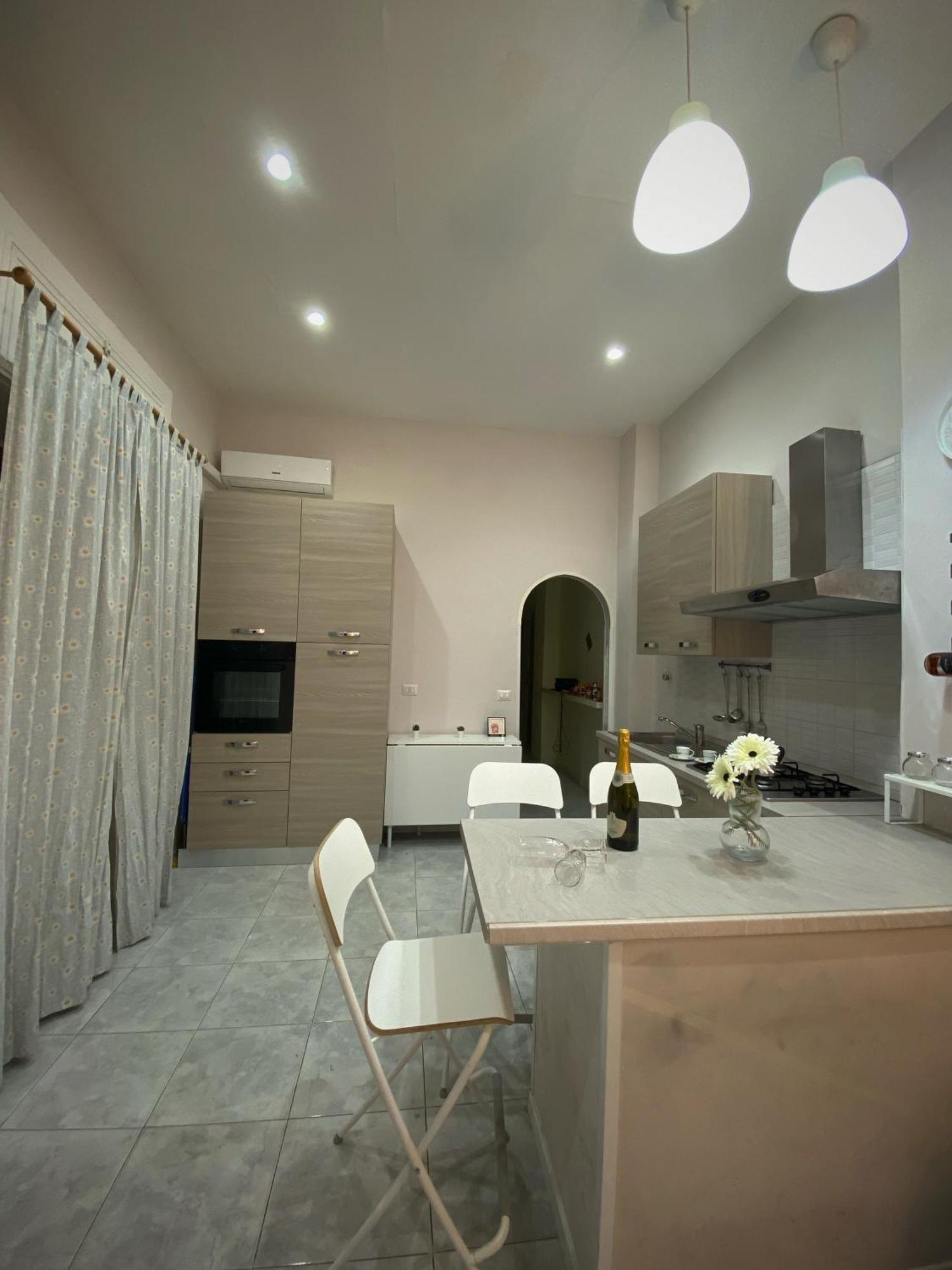 La Casa Al Centro " Vicino Al Centro Storico Di Napoli" Apartment Екстериор снимка