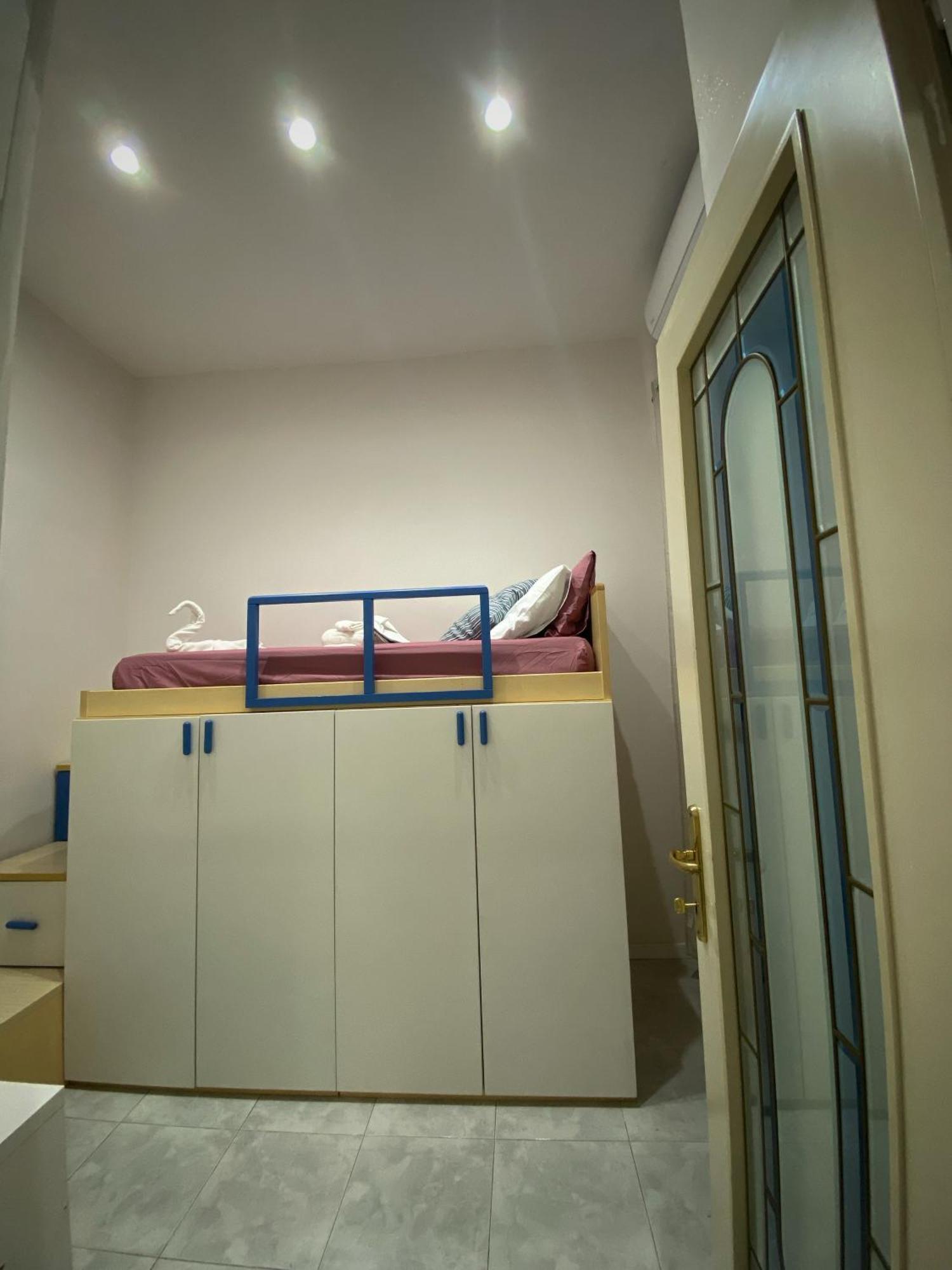 La Casa Al Centro " Vicino Al Centro Storico Di Napoli" Apartment Екстериор снимка