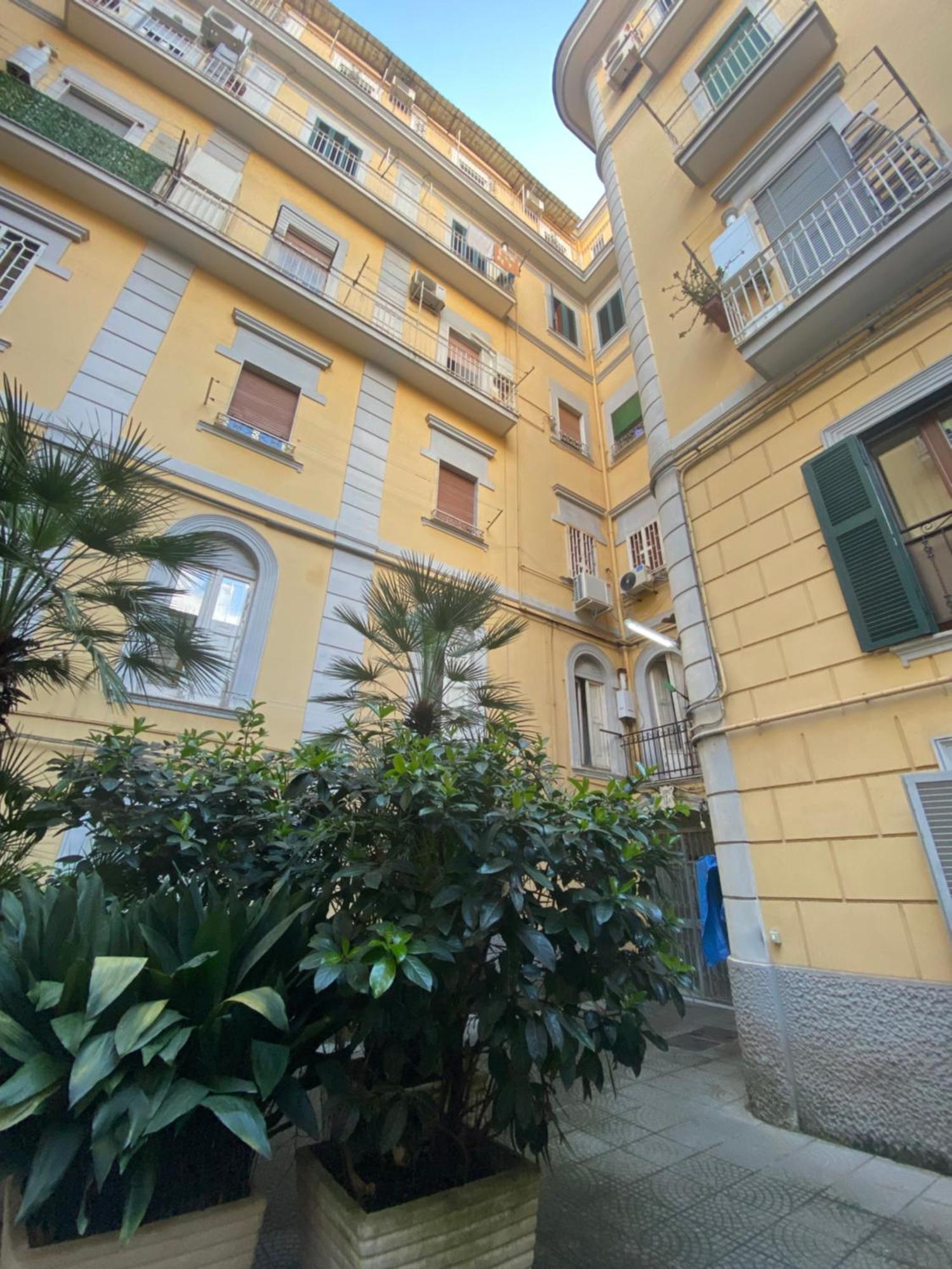 La Casa Al Centro " Vicino Al Centro Storico Di Napoli" Apartment Екстериор снимка